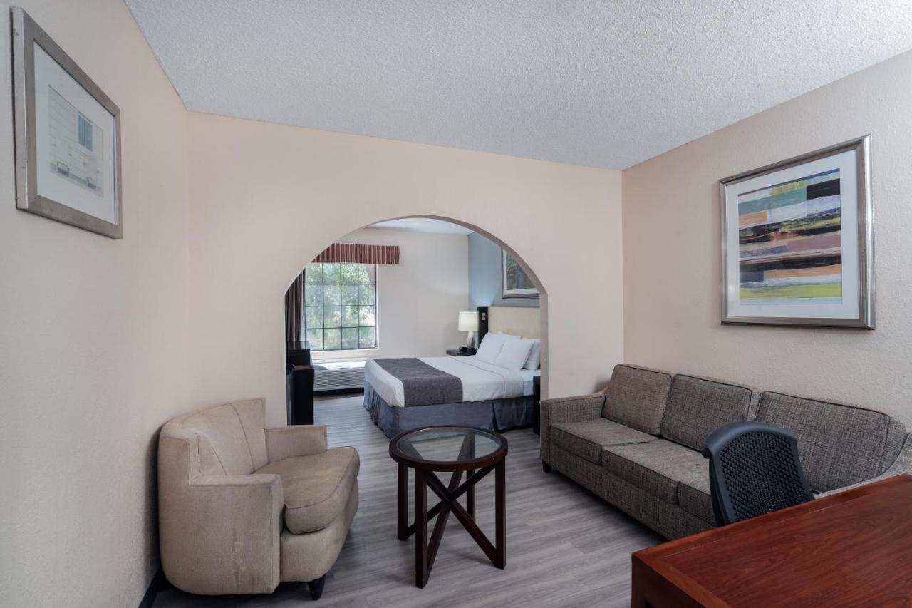 Baymont By Wyndham Hinesville Fort Stewart Area Luaran gambar