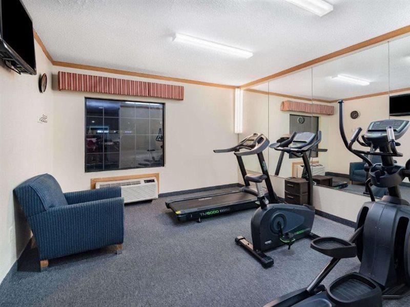Baymont By Wyndham Hinesville Fort Stewart Area Luaran gambar