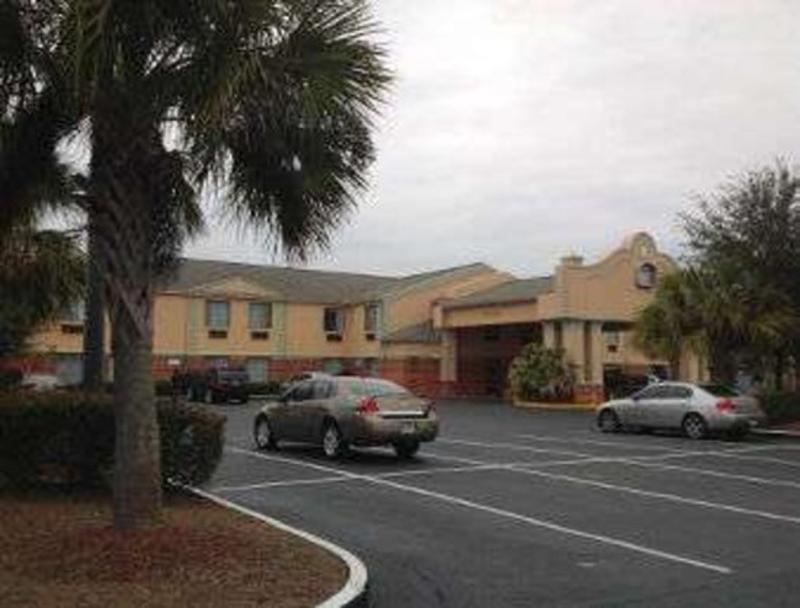 Baymont By Wyndham Hinesville Fort Stewart Area Luaran gambar