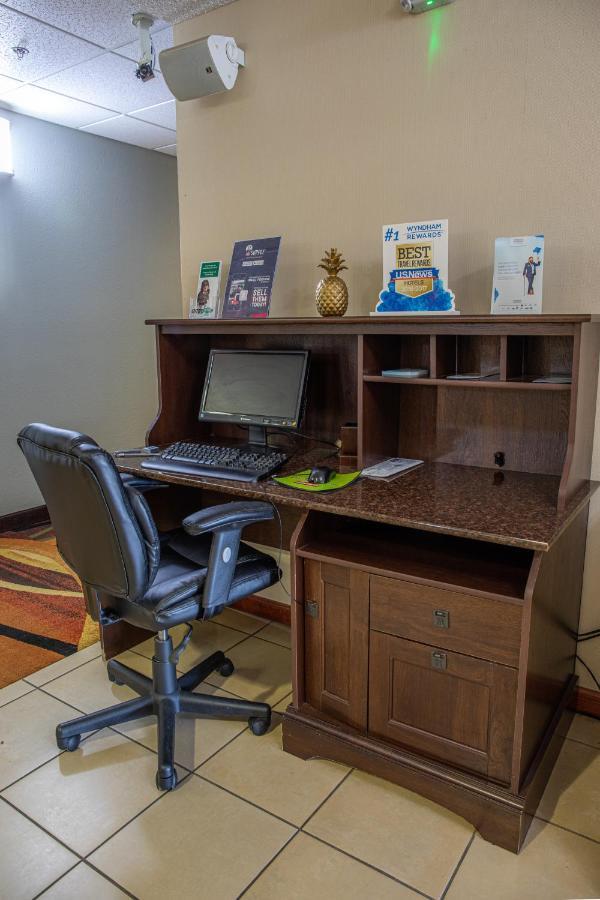 Baymont By Wyndham Hinesville Fort Stewart Area Luaran gambar